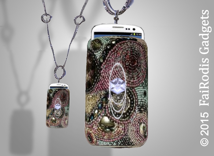 FaiRodis Smartphone in cover with silver chain2 GROUP GIFT